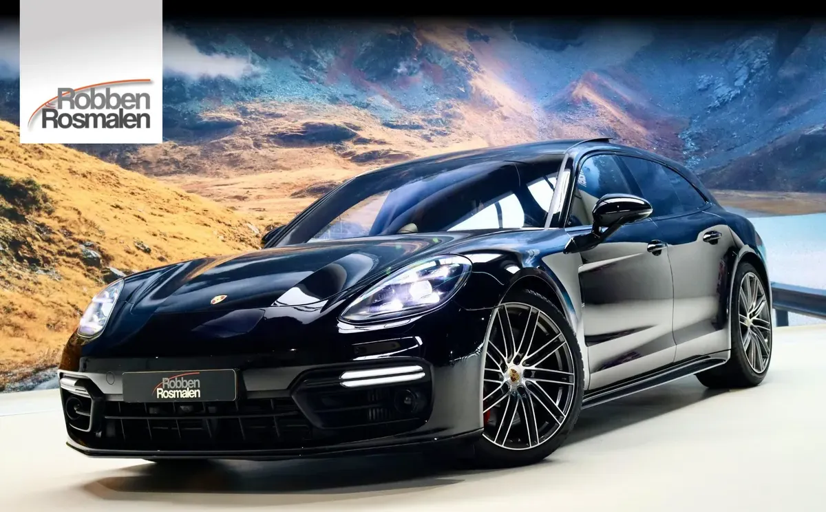 Porsche Panamera Sport Turismo 4.0 Turbo AKRA